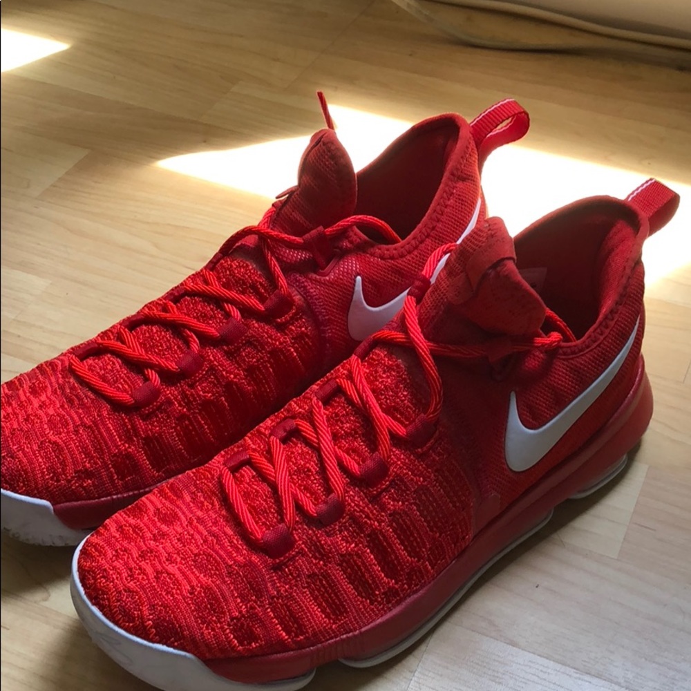 Kd basketball shoes